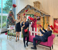 Sambut Liburan Akhir Tahun 2024, Leedon Hotel & Suites Surabaya Hadirkan Ginger House Unik