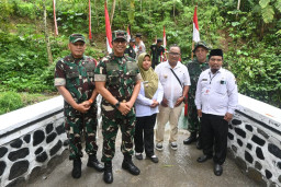 Tuntas 100 Persen, Danrem Apresiasi Sinergi TMMD ke-127 Blitar