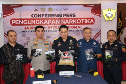 Polresta Bandara Soekarno-Hatta (Soetta) berhasil membongkar dua kasus penyelundupan narkotika jenis MDMA dan Etomidate