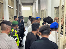 Lapas Narkotika Pamekasan Gelar Razia Gabungan dan Tes Urine, Seluruh Hasil Negatif