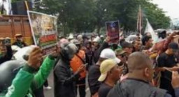 Waspada !! Demo Ojol Surabaya Sebanyak 300 Driver Turun ke Jalan, Raya Darmo Diprediksi Lumpuh dan Pengendara di Himba