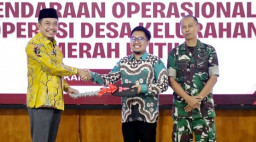 Bupati Bondowoso Serahkan 41 Truk Hibah untuk Koperasi Merah Putih: Ini Kunci Kemandirian Desa