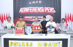Polres Ngawi Ungkap Peredaran Narkoba, Amankan 2 Tersangka dan Sita 223,842 gram Sabu