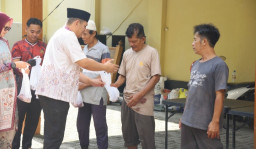 Tebar Kebaikan Idul Adha, Polres Bondowoso Salurkan Puluhan Hewan Kurban ke Masyarakat Kurang Mampu