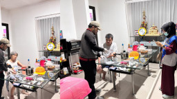 Kejari Surabaya Tangkap Ibu-Anak Buron Korupsi, Tiada Tempat Aman bagi Koruptor!!
