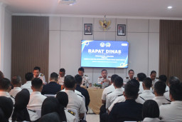 Rapat Dinas (Radin) Lembaga Pemasyarakatan Kelas IIA Sidoarjo Digelar Dalam Rangka Evaluasi Pelaksanaan Tugas 