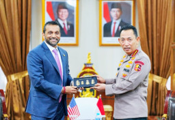 Kapolri dan FBI Sepakat Intensifkan Pertukaran Intelijen Hadapi Kejahatan Transnasional Modern