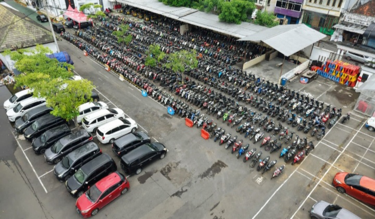 Gratis! Polrestabes Surabaya Gelar Bazar Ranmor, Kembalikan 800 Motor Curian
