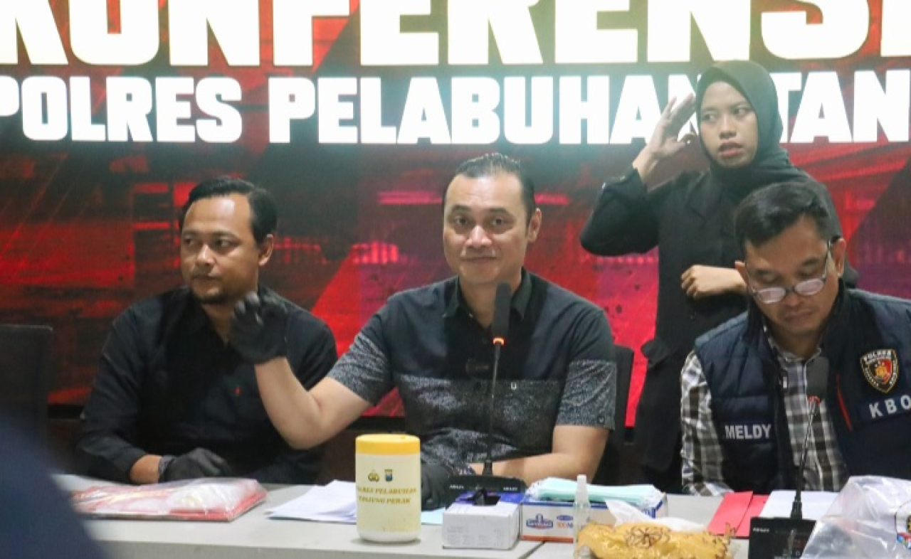 Modus Simpan Shabu di Jok Motor, Residivis Pengedar 31 Gram Digagalkan Polres Tanjungperak