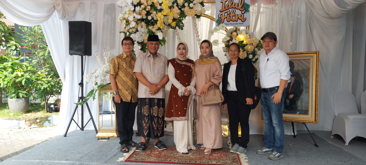 Keluarga Besar Rahmat Muhajirin Open House, Wabup Mimik Idayana Peluk Erat Warga Tanpa Sekat
